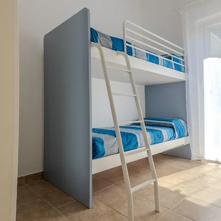 Magnolia Vila Sabaudia